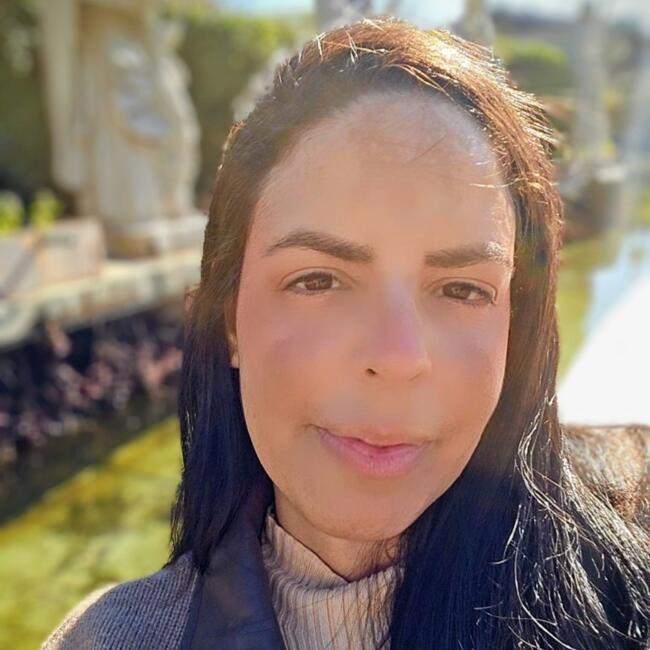 Babysitting job in Jaboatão dos Guararapes: Jade