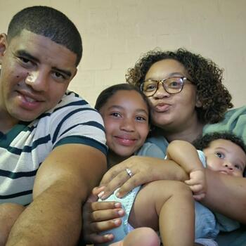 Babysitting job in Mitchells Plain: babysitting job Bernalee