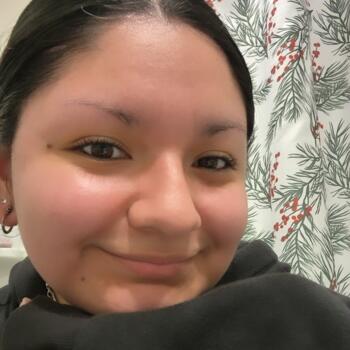 Babysitter in Salem: Cici