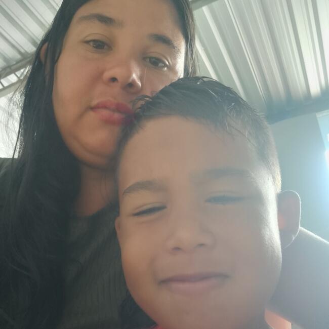 Babysitter in Lorena: Quezia