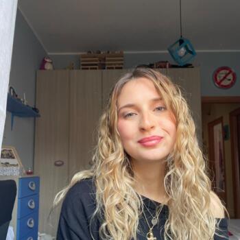 Babysitter Rome: Linda