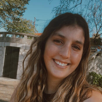 Babysitter in Palmeira de Faro: Daniela