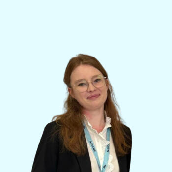 Babysitter in London: Louise