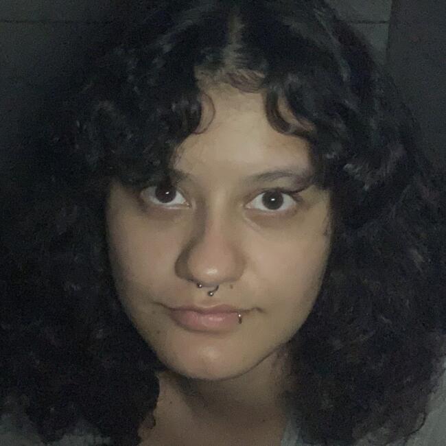 Babysitter in Aparecida de Goiânia: Iasmim Kelly