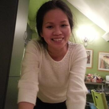 Babysitter in Florence: Lieu Thi