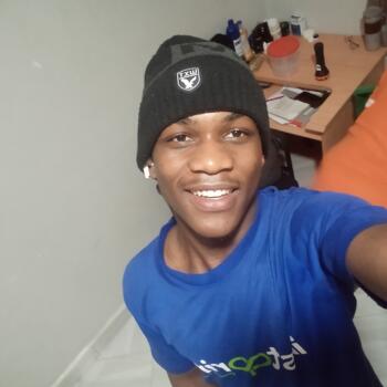 Babysitter in Kampala: Muwayire