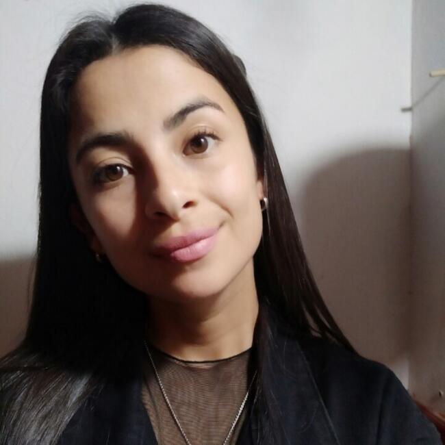 Babá em Balneário Camboriú: Karina