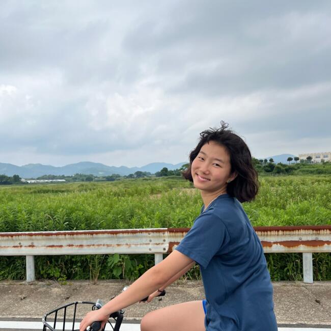 Babysitter in Paris: Yume