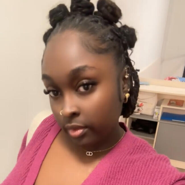 Babysitter in Massy: Léa