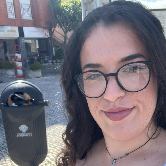 Babysitter em Coimbra: Bianca Patricia