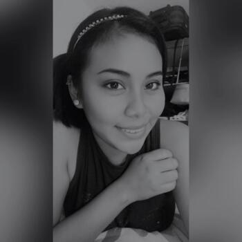 Babysitter in Santa Cruz: Rosibel