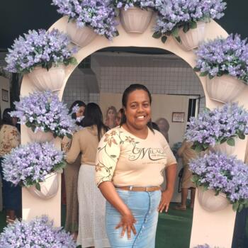 Babá em Olinda: Rayane