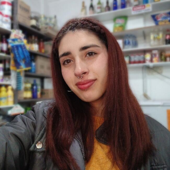 Babysitter in Moreno: Camila