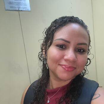 Emprego de babá em Rio de Janeiro: emprego de babá Anne