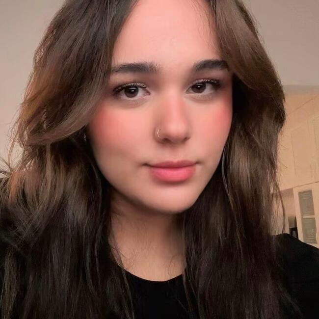 Babysitter in Piracicaba: Monique