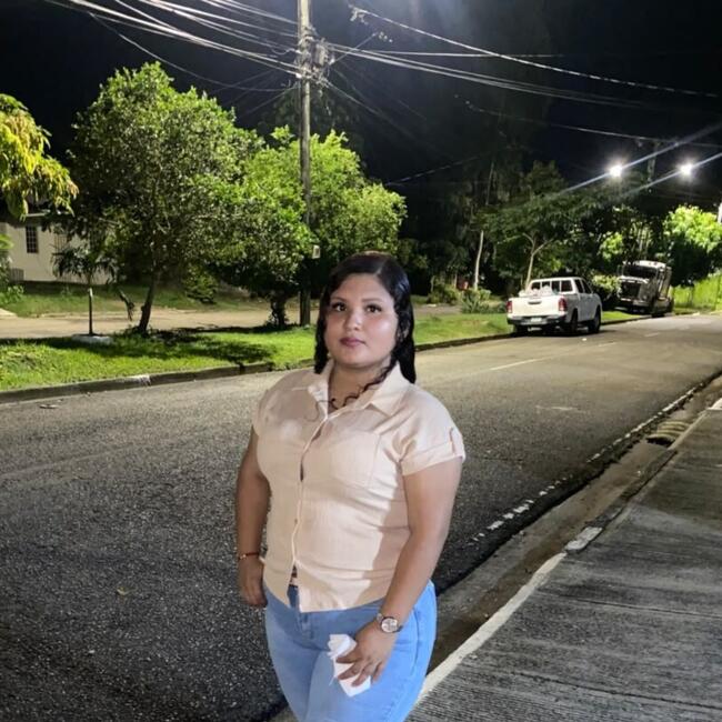 Niñera en Panamá: Yarineth