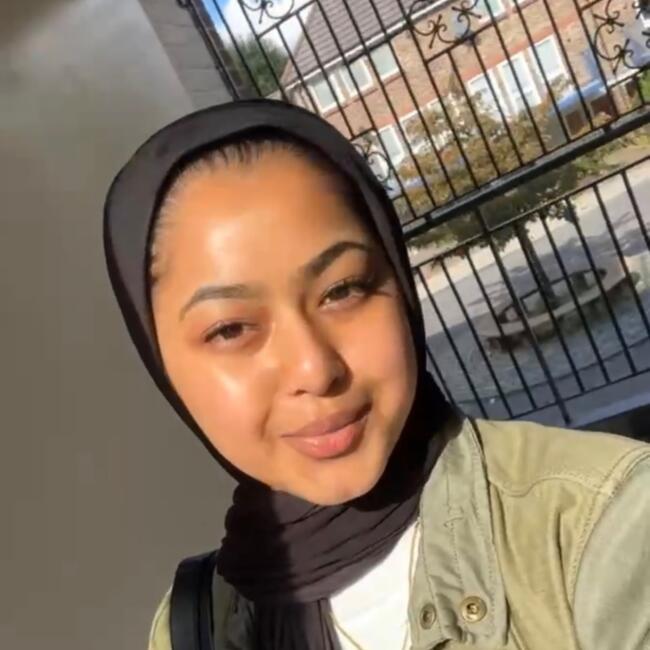 Babysitter in London: Sarah