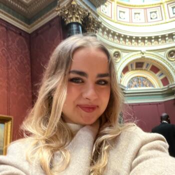 Babysitter in London: Marie