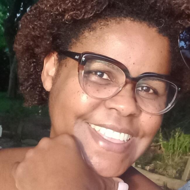 Babysitter in São José (São José): CRISTIANE