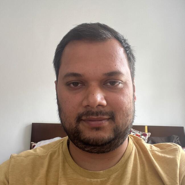 गुरुग्राम में बेबीसिटिंग की नौकरी: Amarnath Shukla