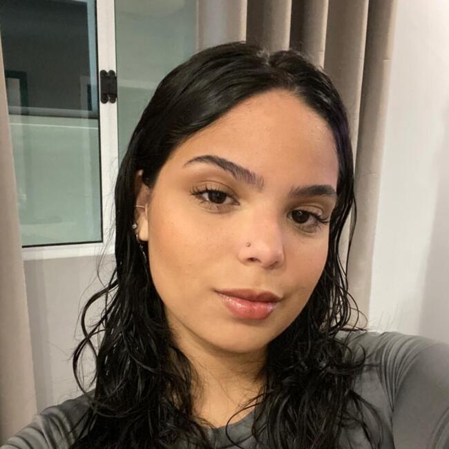 Babysitter in Santos: Larissa