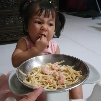 Babysitting job Singapore: babysitting job Heidi