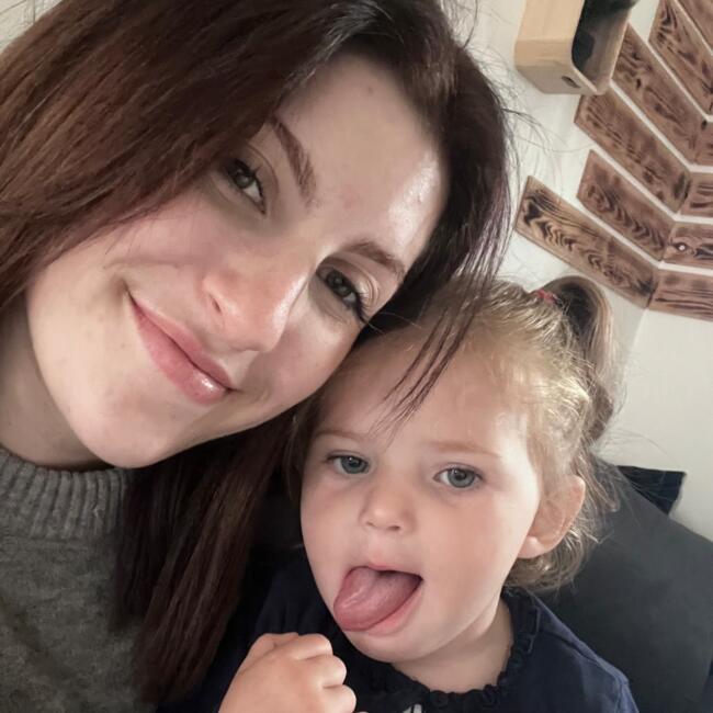 Babysitter in Amiens: Eleanor