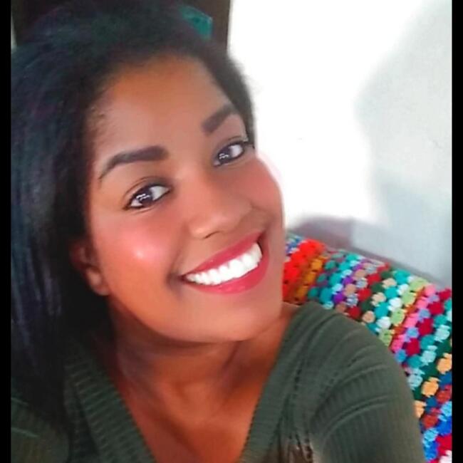 Babá em Viamão: Juliana