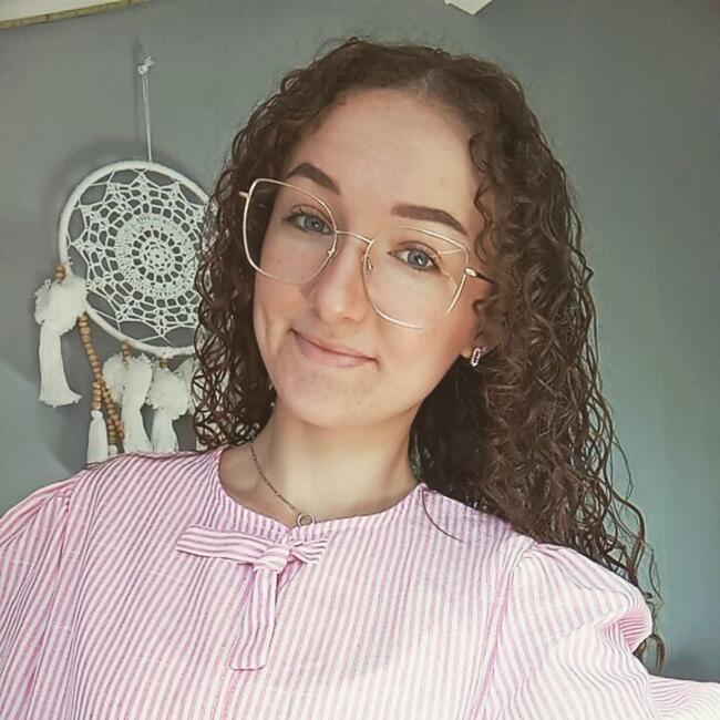 Babysitter in Saint-Georges-de-Commiers: Emy