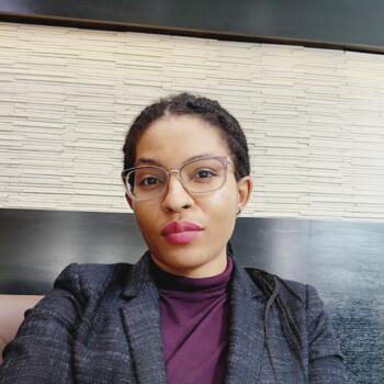 Babysitter in Laurel: Cynthia