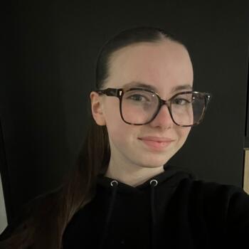Babysitter in Angers: Candice