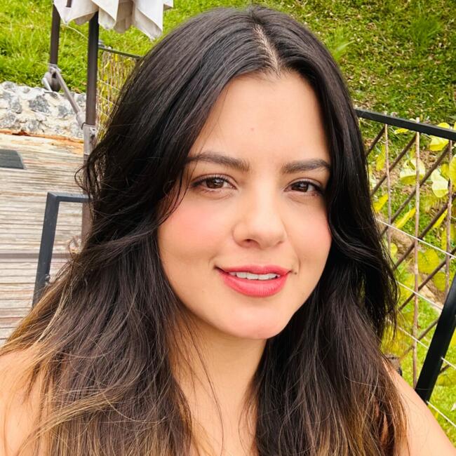 Trabajo para niñera en Bogotá: LAURA