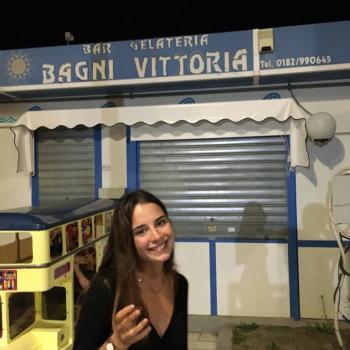 Babysitter a Milano: Vittoria maria rosa
