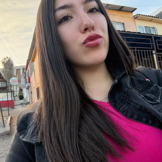 Babysitter in Iquique: Valentina