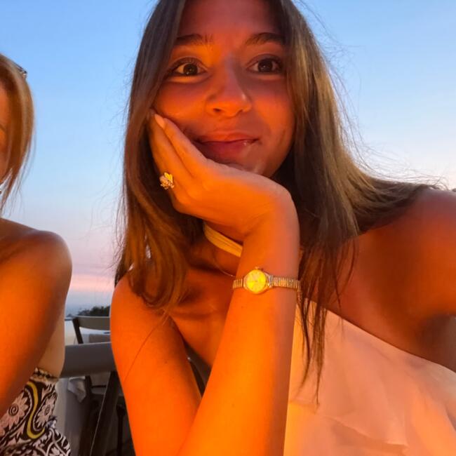 Babysitter in Saint-Gilles/Sint-Gillis: Ela