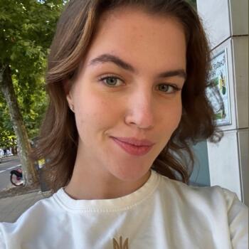 Babysitter in Schaarbeek: Veronika