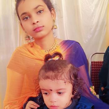Babysitter in Delhi: Bhumika