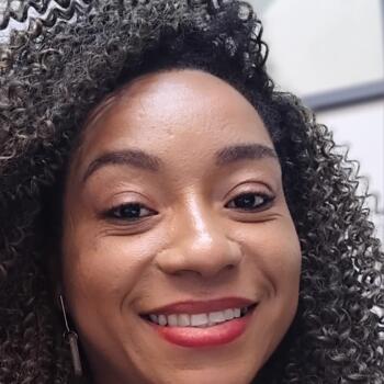 Babysitter in Salvador: Dahy