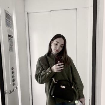 Babysitter in Peraía: Sabrina