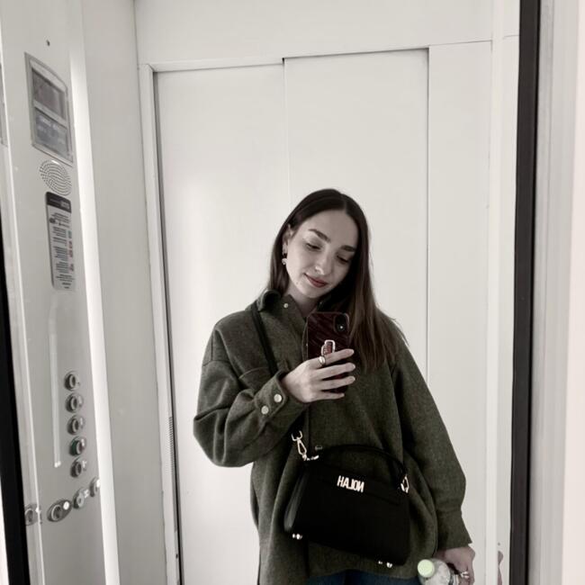 Babysitter in Peraía: Sabrina