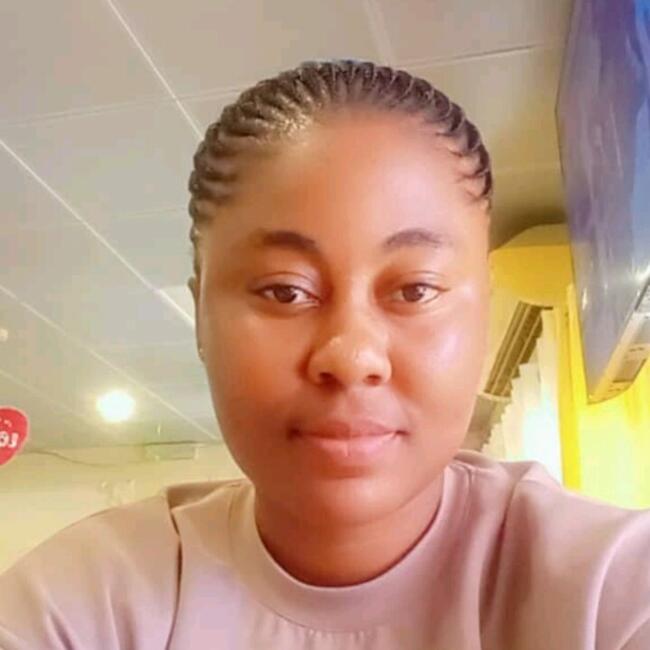 Nanny in Dubai: Catherine Botwe