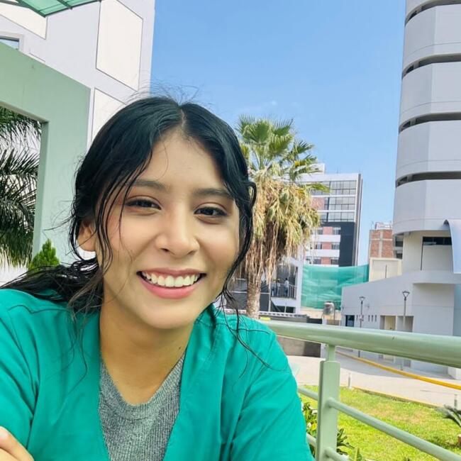 Niñera en Trujillo: Raquel 