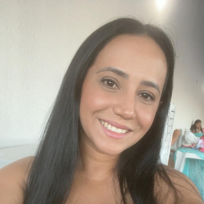 Babysitter in Santarém: Adriana
