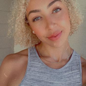 Babysitter Calgary: Taleah