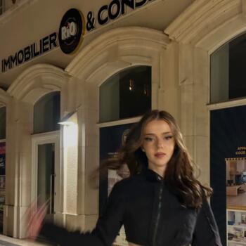 Babysitter in Laxou: Eleana