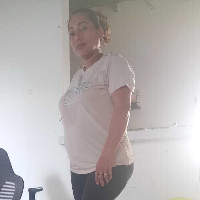 Trabajo para niñera en Panamá: Karla