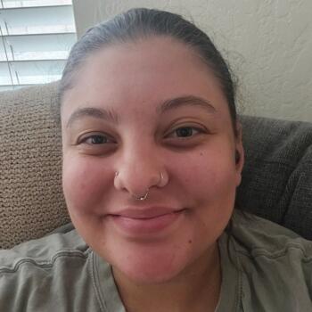Babysitter in Gilbert: Victoria