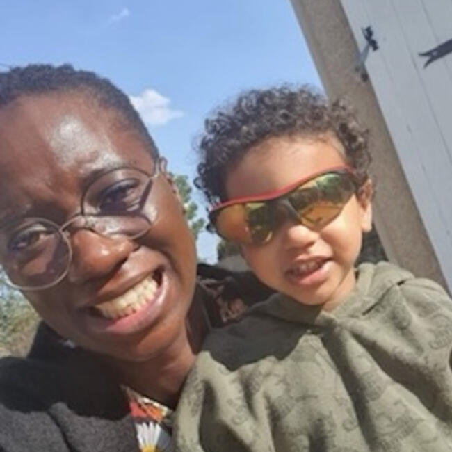 Babysitter in Rozier-en-Donzy: Fatou