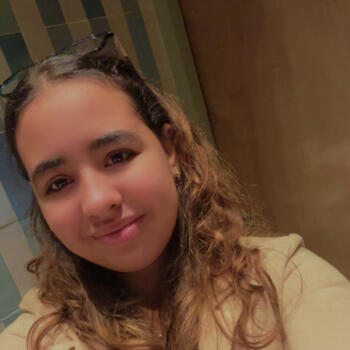 Babysitter La Rochelle: Yasmine