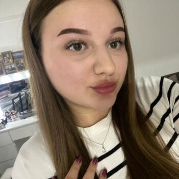 Babysitter in Nyíregyháza: Viktória